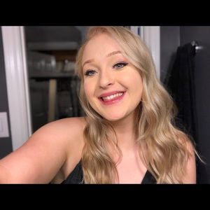 Meet your Posher, Hailey